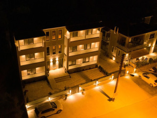 Zisis Suites (Nidri)