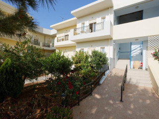 Fotis Studios Apartments