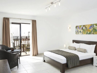 Sol Dunas Beach Resort