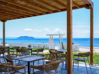 Amyntas Seafront Hotel