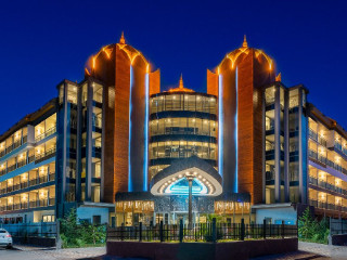 ARNOR DE LUXE HOTELSPA.