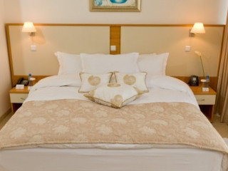 Apollo Hotel 