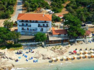Studio Pefkari Beach Albatross