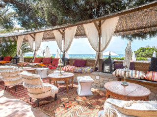 BE LIVE ADULTS ONLY LA CALA BOUTIQUE