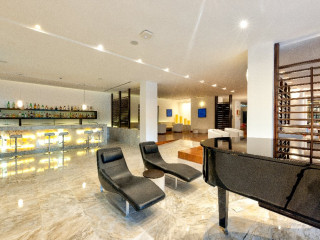 Royal Hideaway Playacar (R)