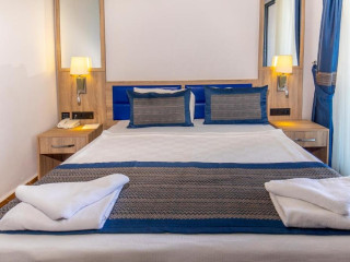 Relax Beach Hotel