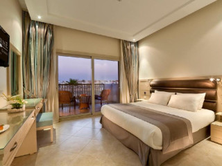 NOVOTEL SHARM BEACH RESORT