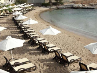 Krits Hotel 