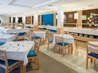 Protur Safari Park Aparthotel
