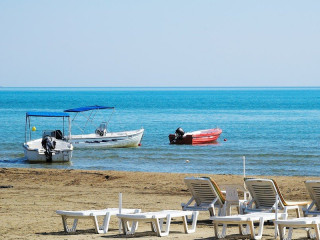 CAZARE BUSTENI