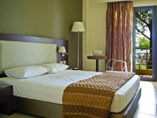 Giannoulis Hotel (Paralia Katerinis)