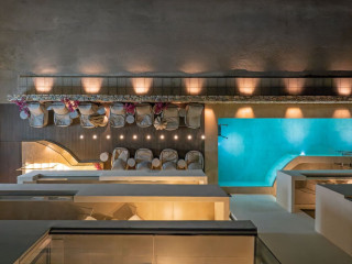 Cabana White Boutique Hotel and Suites
