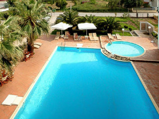 Stavros Beach Hotel, Stavros