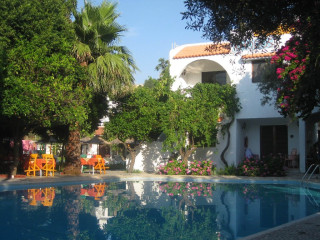 Oasis Hotel Bungalows (Afandou)