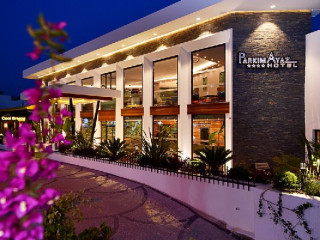Hotel 2-4* Italia