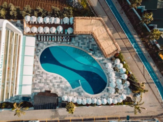Casa de Maris SPA and Resort