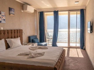 VELLA  ARENA RESORT AND SPA CM