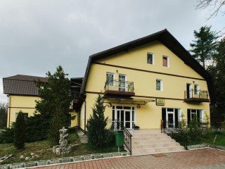 Hotel Dobsi