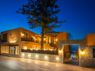 Pyria Hotel