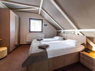 Complex Hotelier COTA O MIE