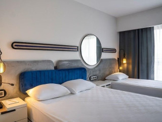 ARMELLA HILL HOTEL.