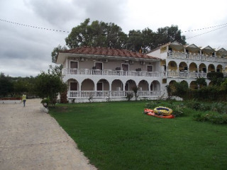 Raghia  Studio
