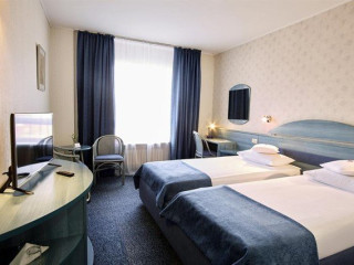 . Continental Forum Oradea