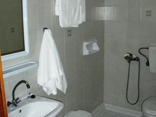 Achilion Hotel (Skala Potamias)