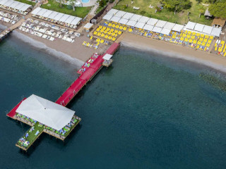 DOSINIA LUXURY RESORT HOTEL