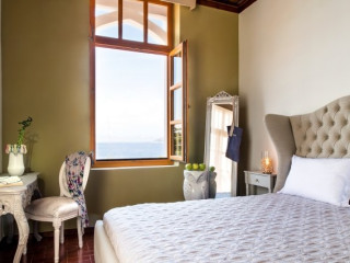 A for Art Hotel (Limenas)