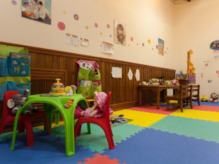 PLATINUM HOTEL AND CASINO