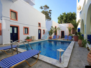 Leta Hotel (Fira - Santorini) 