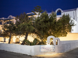 Maistros Village Hotel (Karderados Santorini)