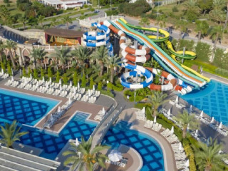 ROYAL ALHAMBRA PALACE.