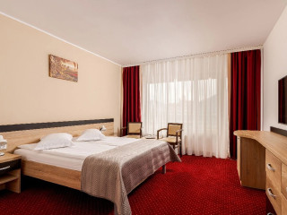 COMPLEX BALNEAR COZIA - CORP COZIA.