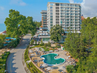 Grifid Metropol - Adults Only 16+