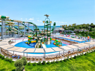 Venosa Beach Resort and Spa (R)