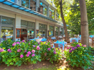 Hotel Rivijera (Petrovac)