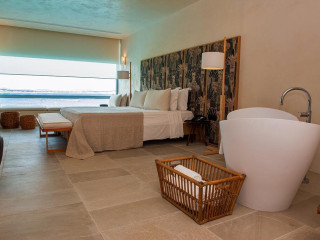 Port Royal (adults only, peste 16 ani)