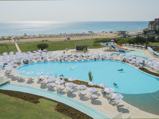 Sunrise Blue Magic Resort