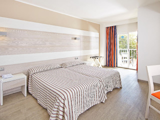 Ahoi! Urban Beach Hotel