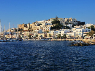 Periplu in Ciclade 14 nts 4* (Mykonos-Santorini-Naxos)