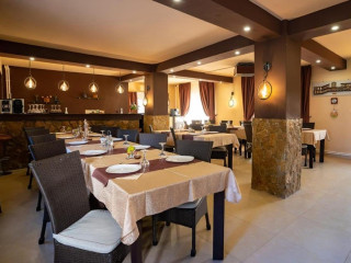 Complex Lotus Crisan