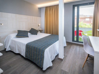 Hotel GHT Sa Riera