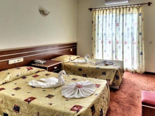 GRAND HOTEL DERIN