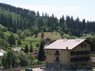 Pensiunea El Quatro (Voronet)