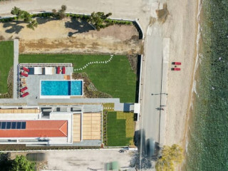 Amyntas Seafront Hotel