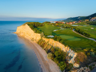 THRACIAN CLIFFS