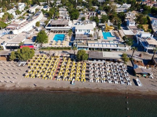 Petunya Beach Resort