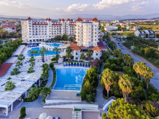 SERENIS SIDE HOTEL.